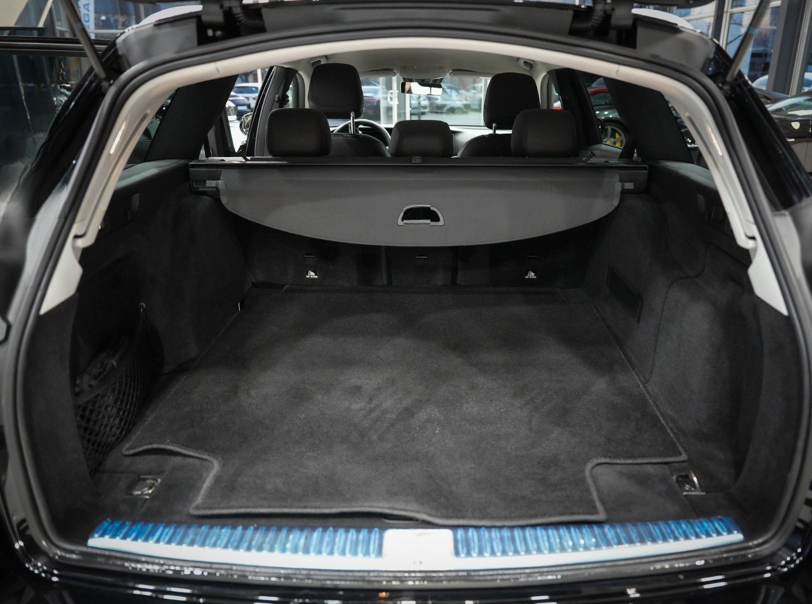 Mercedes-Benz E 400d T 4M*AVANTGARDE*LUFTFED.*LEDER*NAVI*LED* foto 23