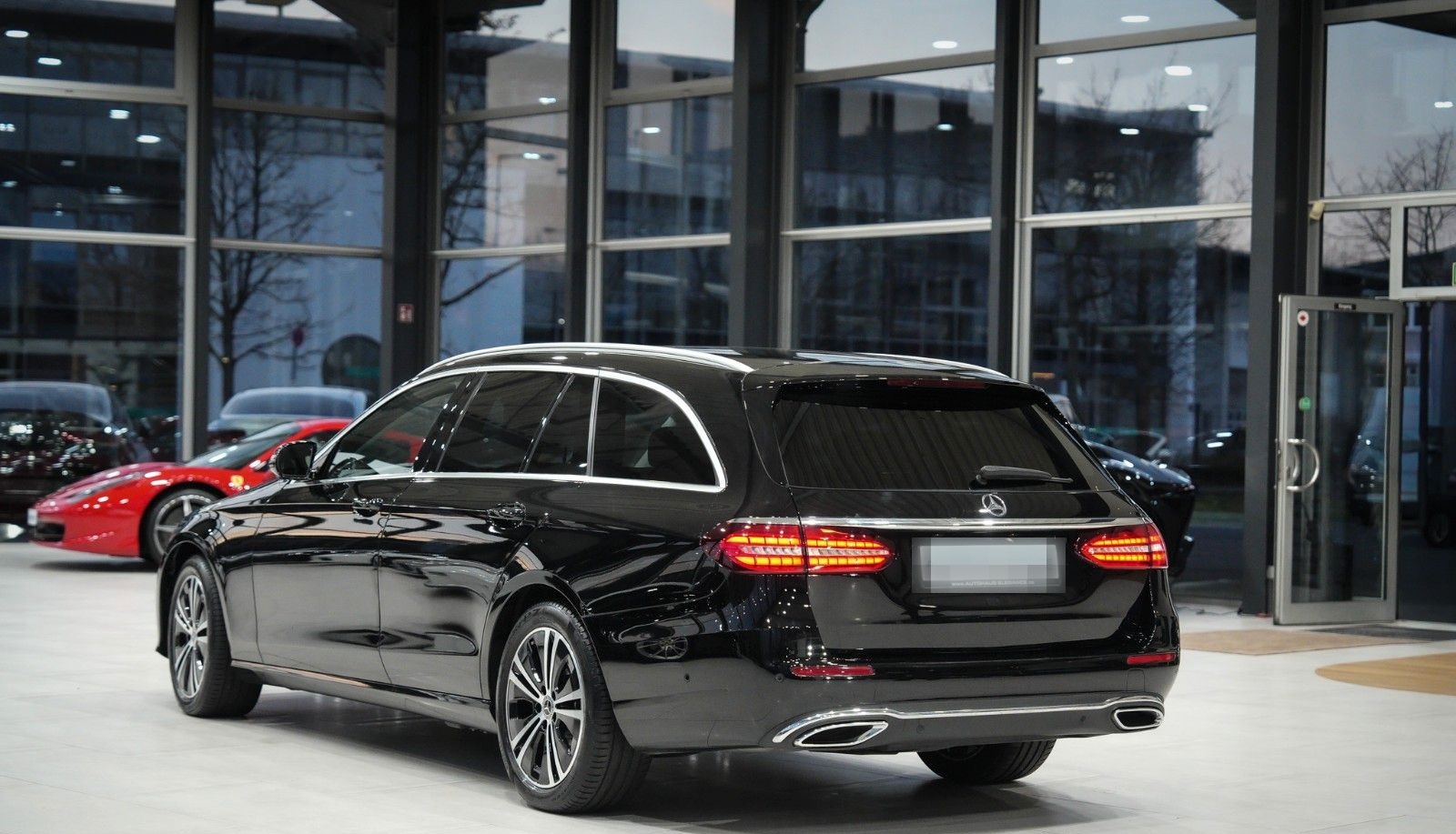 Mercedes-Benz E 400d T 4M*AVANTGARDE*LUFTFED.*LEDER*NAVI*LED* foto 4