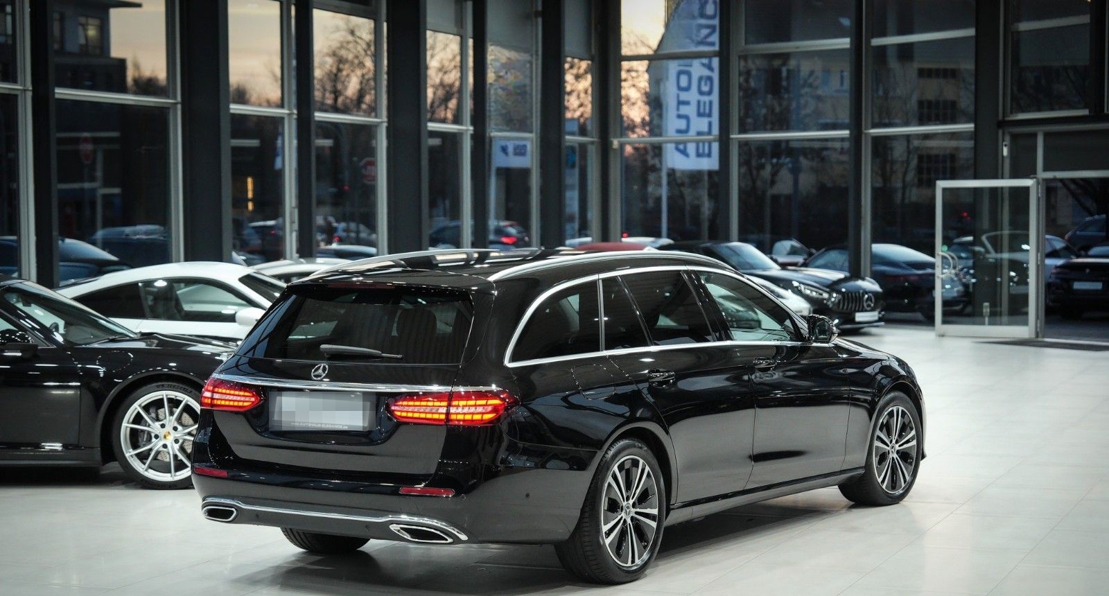 Mercedes-Benz E 400d T 4M*AVANTGARDE*LUFTFED.*LEDER*NAVI*LED* foto 6