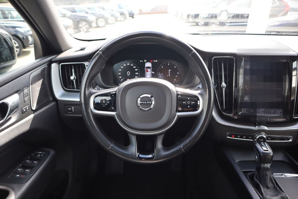 Volvo XC60 D5 AWD Geartronic|PANO|HUD|NAVI|LEDER|BLIS| foto 17