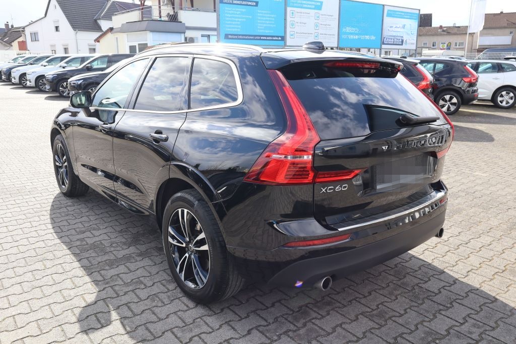 Volvo XC60 D5 AWD Geartronic|PANO|HUD|NAVI|LEDER|BLIS| foto 9