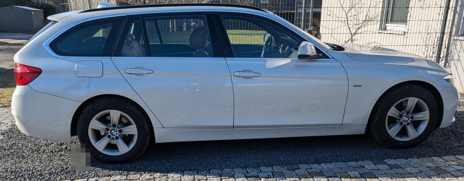 BMW 320d xDrive Touring Luxury Line Autom. Luxur... foto 3