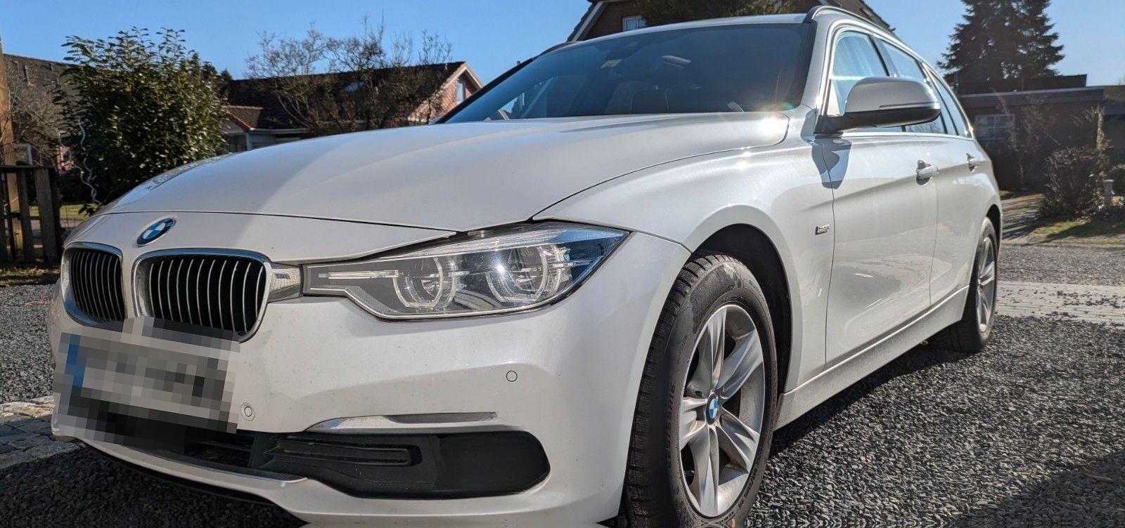 BMW 320d xDrive Touring Luxury Line Autom. Luxur... foto 5