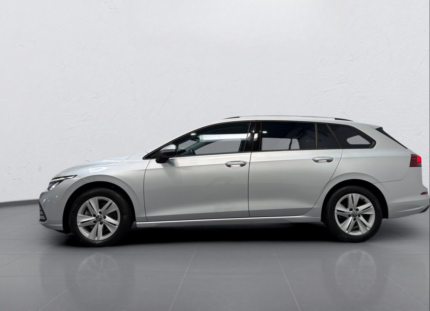 Volkswagen Golf Variant 8 2.0 TDI DSG LIFE AHK LED CAM SHZ  foto 3