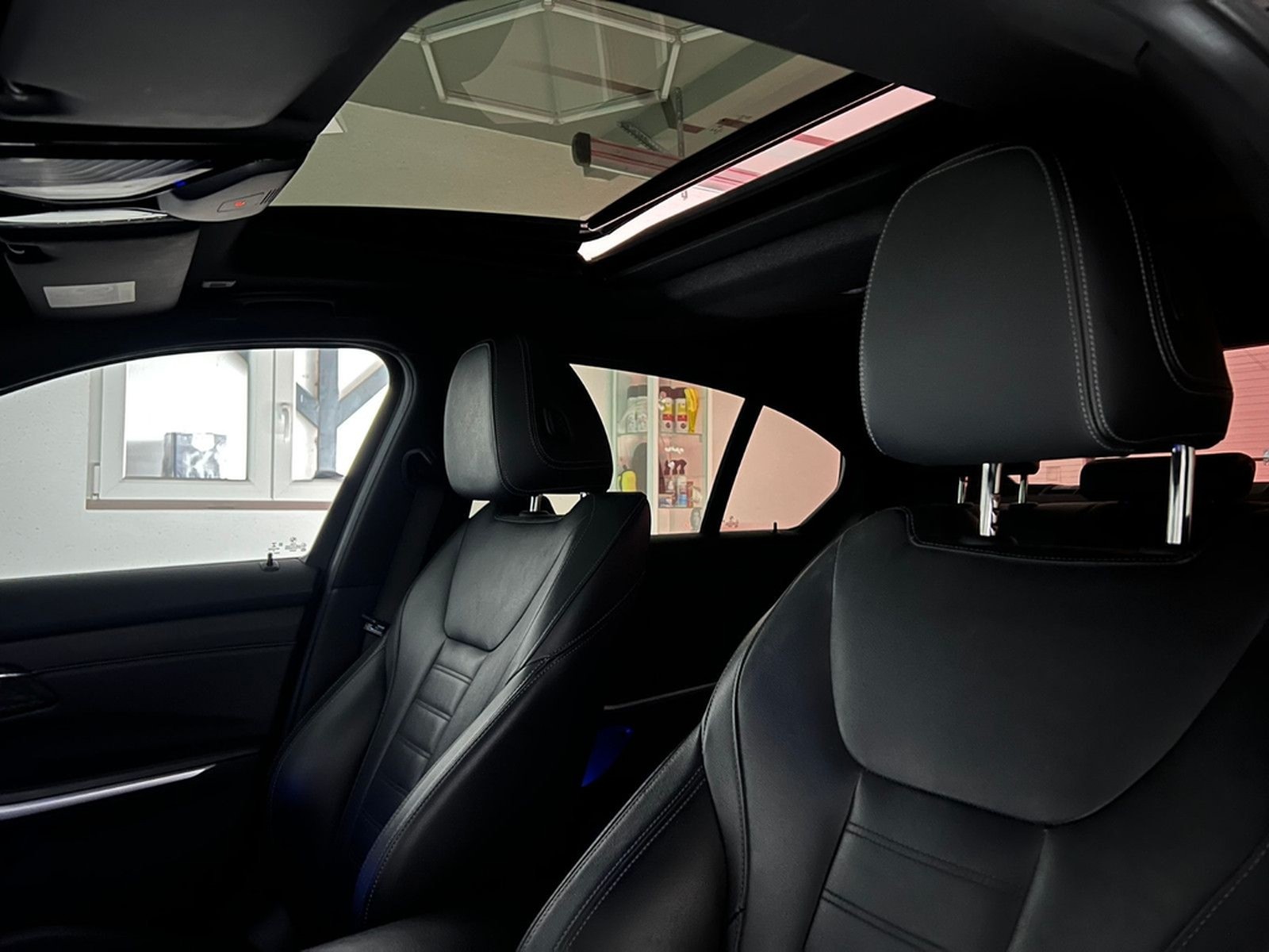BMW 330 i M Sport/LASER/eGSD/HuD/VRTL COCKPIT/DE FZG foto 24