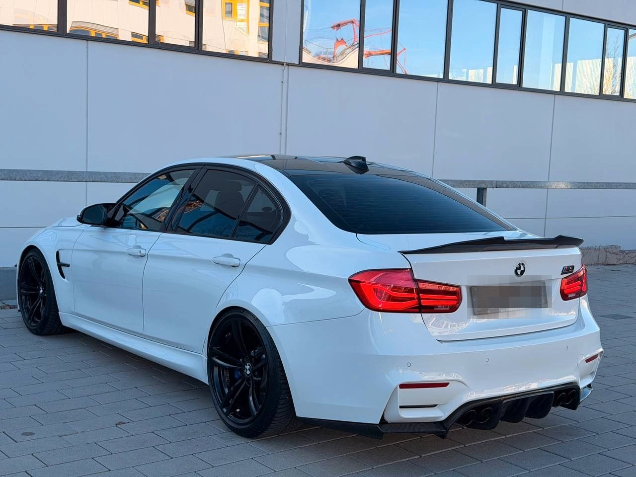 BMW M3 Competition Carbon foto 20