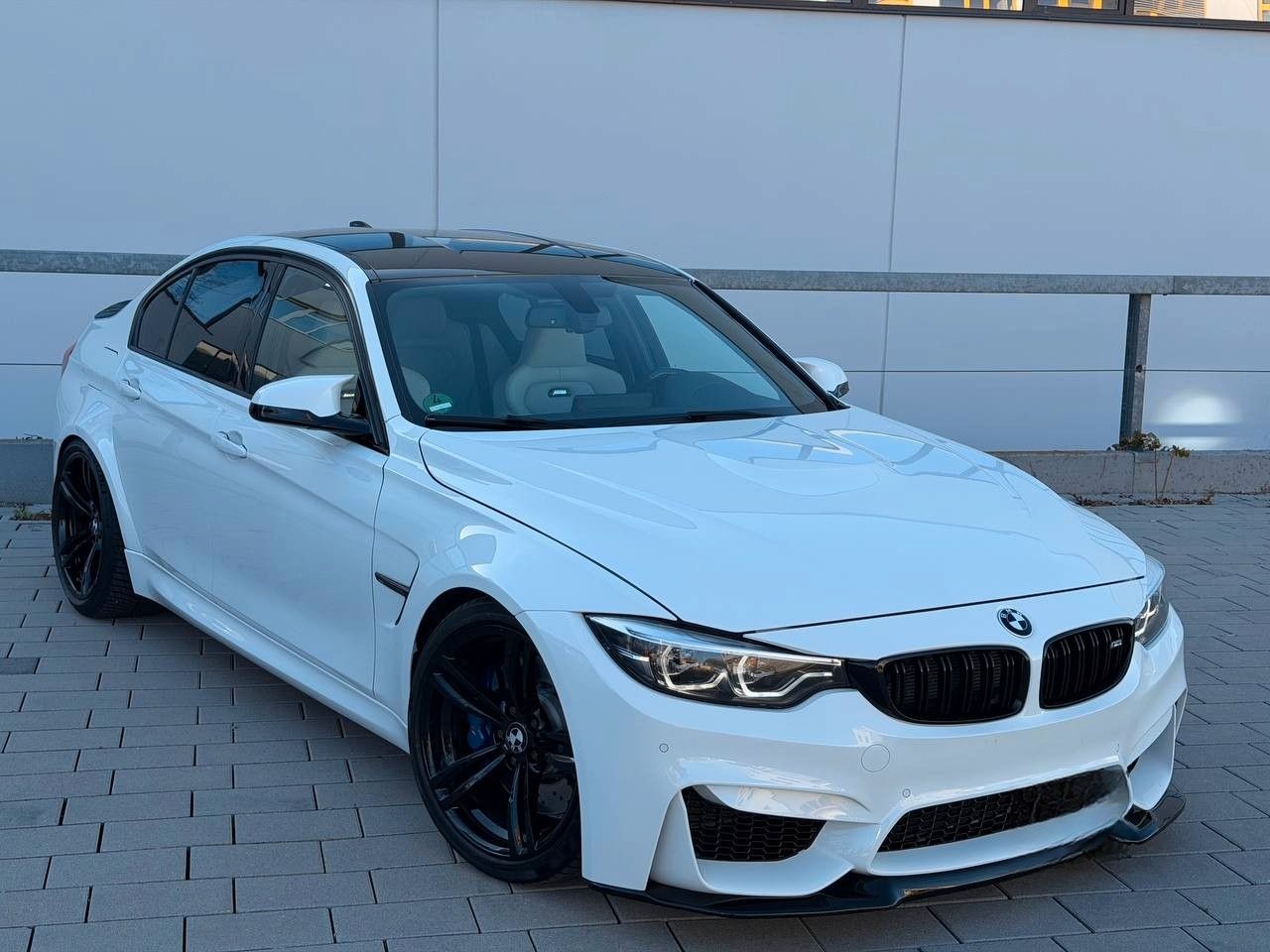 BMW M3 Competition Carbon foto 3
