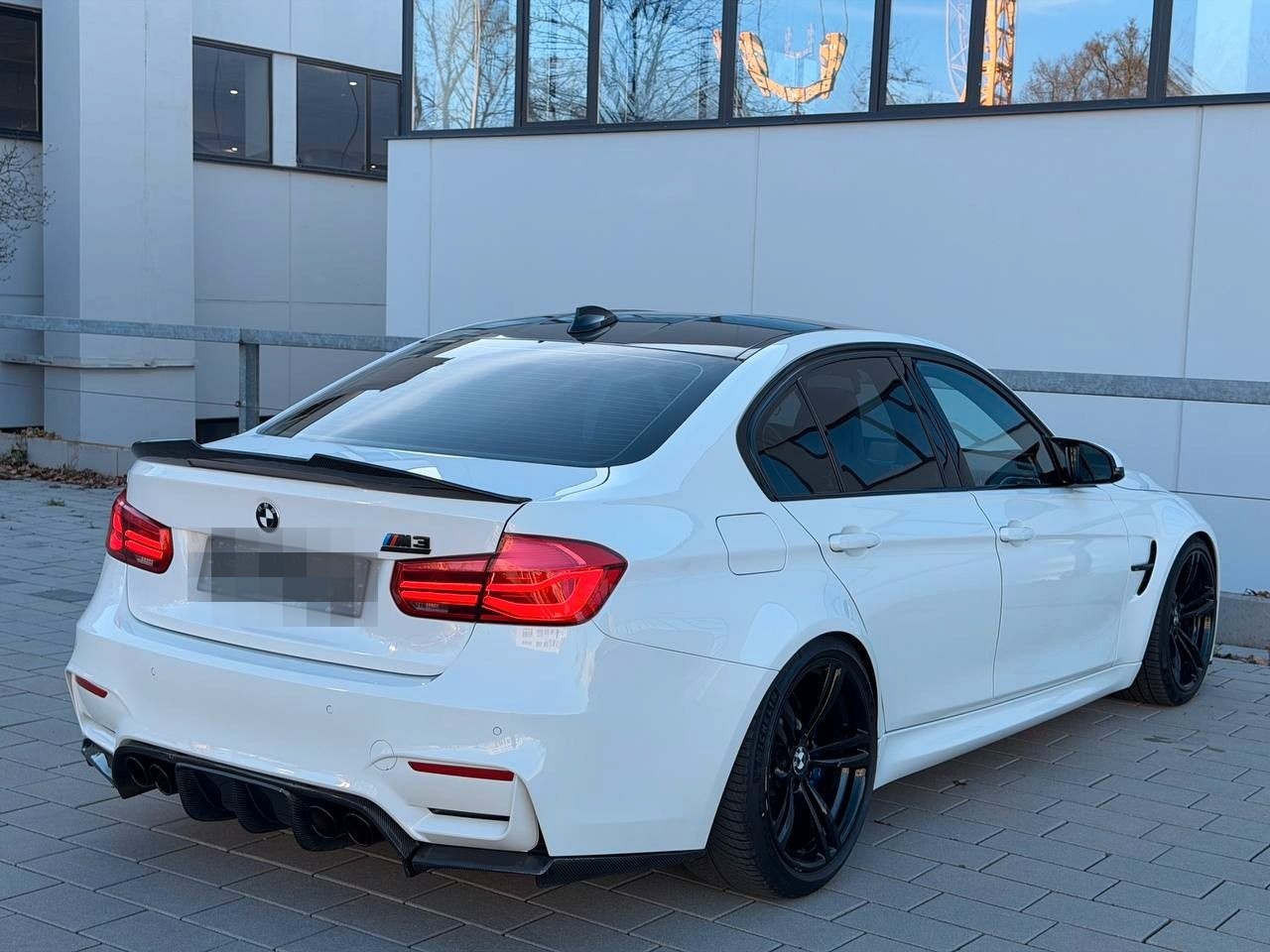 BMW M3 Competition Carbon foto 4