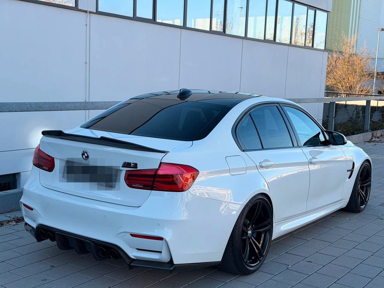 BMW M3 Competition Carbon foto 6