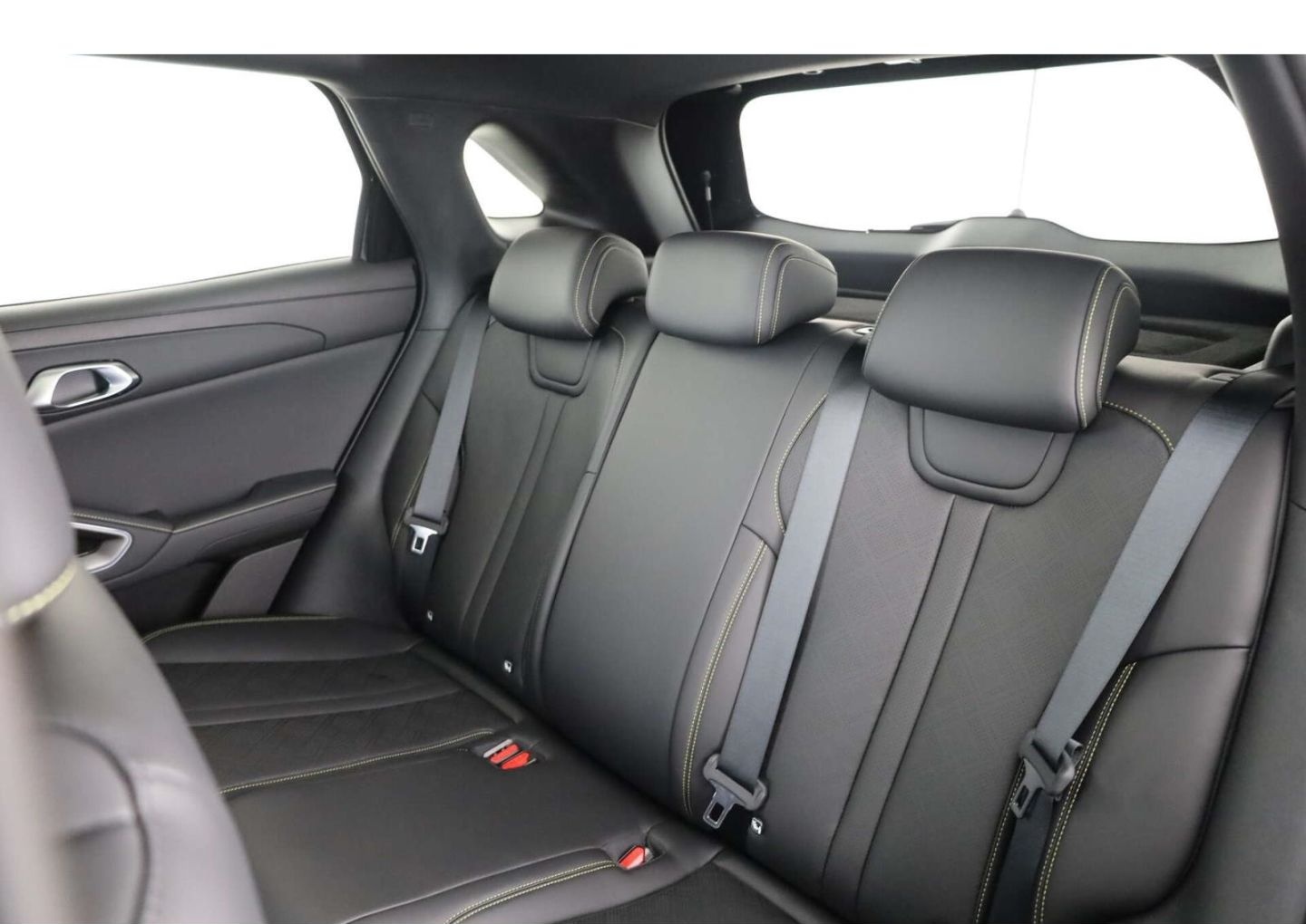 BYD ATTO 2 DM-i Boost LP: 40.549,- /Top-View/Led-Sch foto 11