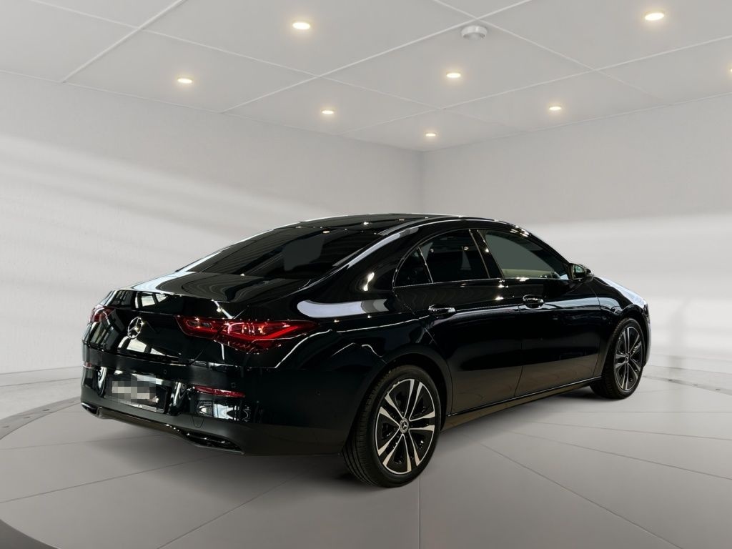 Mercedes-Benz CLA 180 Coupe Progressive MBUX+Progressive+MBeam foto 3