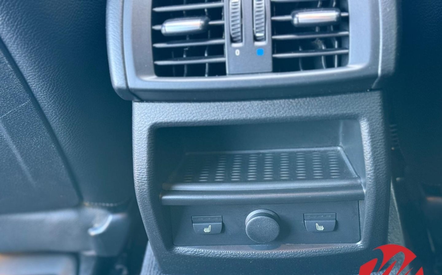 BMW X4 xDrive 35 i LEDER HEADUP NAVI GLASSD HARMANKA foto 37