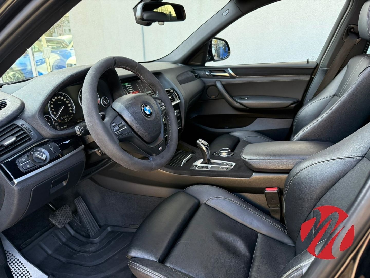 BMW X4 xDrive 35 i LEDER HEADUP NAVI GLASSD HARMANKA foto 9