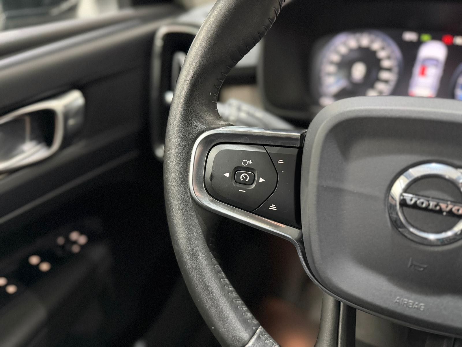 Volvo XC40 T3 Inscription Aut.|1.Hand|Vollleder|Kamera foto 21