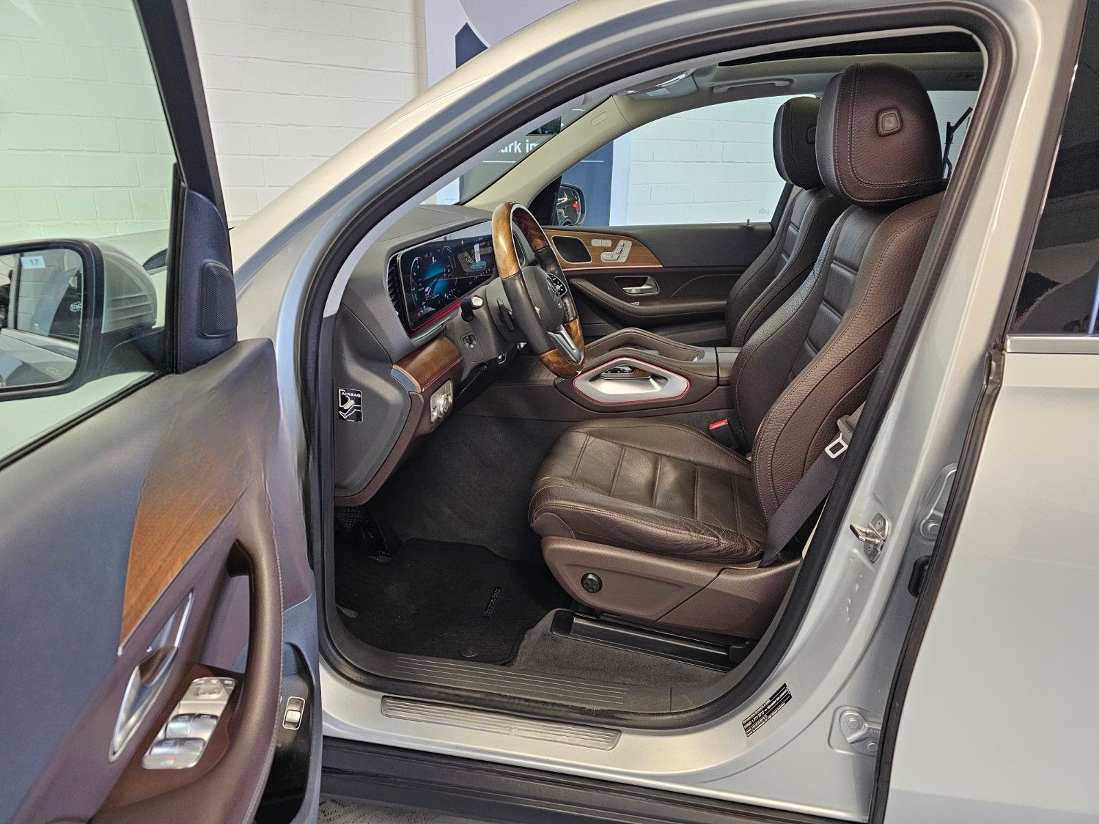 Mercedes-Benz GLE 350d 4Matic + Pano/ACC/AHK/Mbux/Leeder/VC foto 9