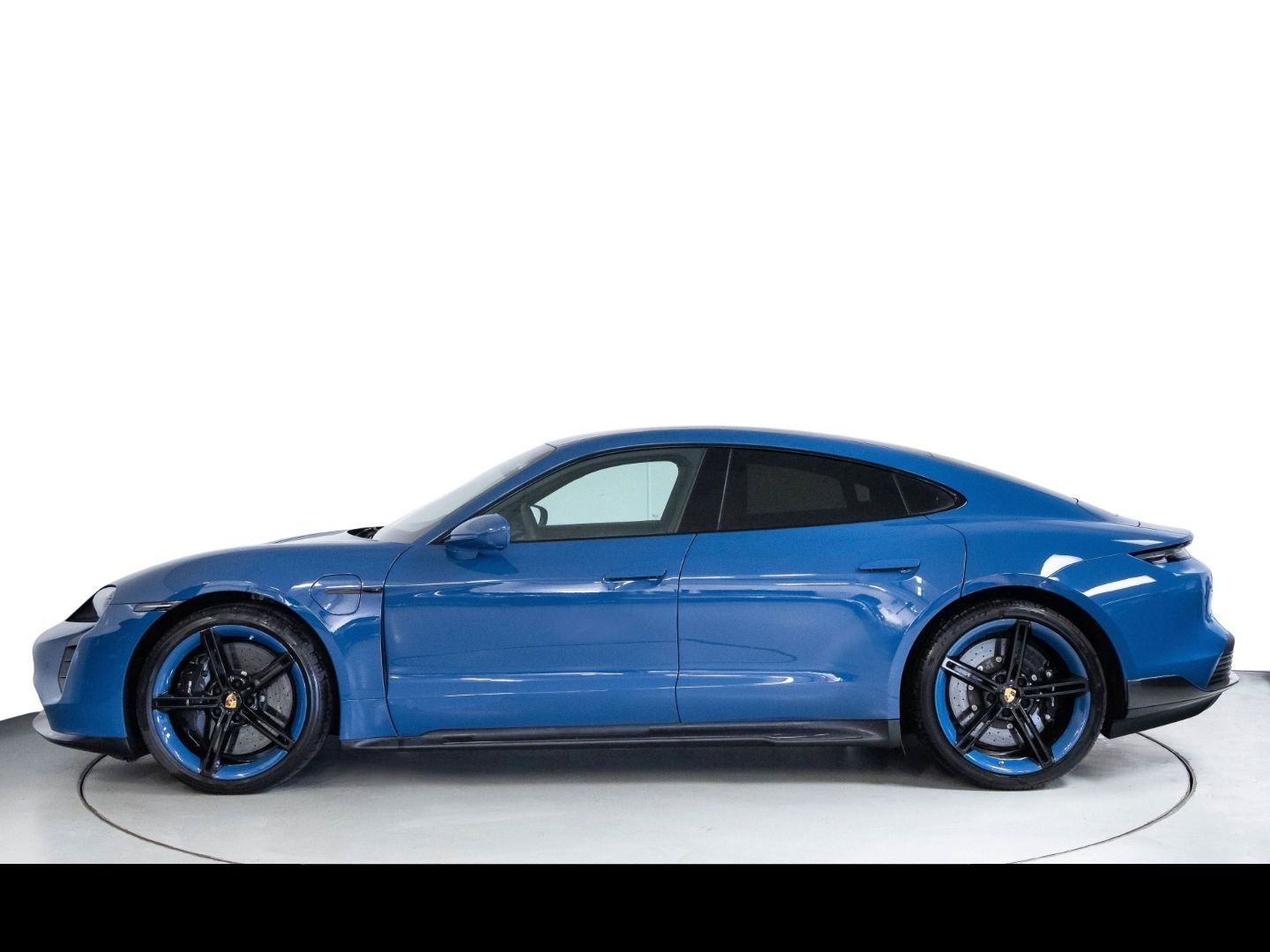 Porsche Taycan Turbo S Pano Burmester Beifahrerd. Inno 7 foto 2