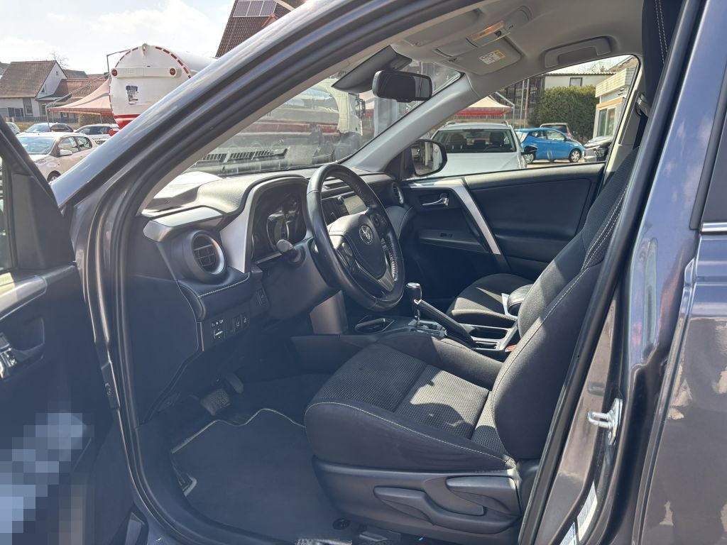 Toyota RAV 4 2.5 4x4 Hybrid Team Deutschland foto 8