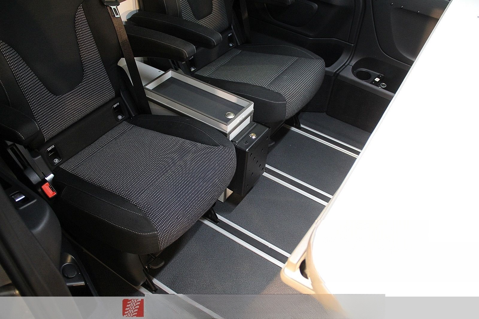 Mercedes-Benz Vito Tourer 116 lang 4Sitz AHK Büro-Wohnmobil foto 20