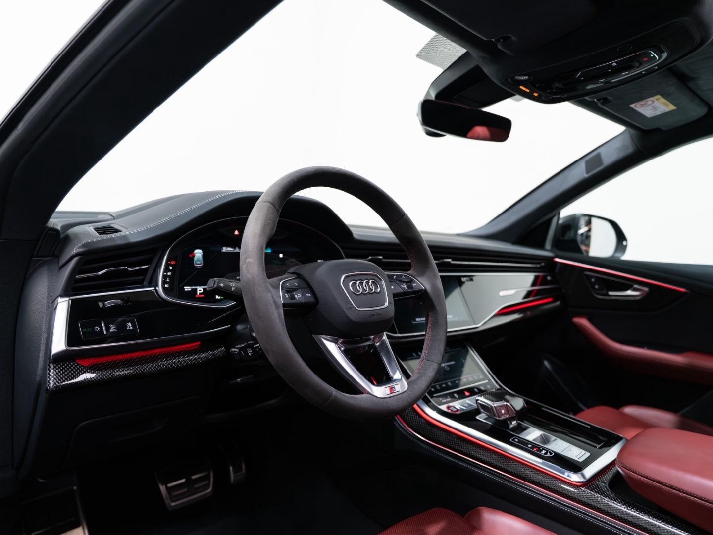 Audi SQ8 QU COMPETITION PLUS IN&OUT CARBON MATRIX HEA foto 17