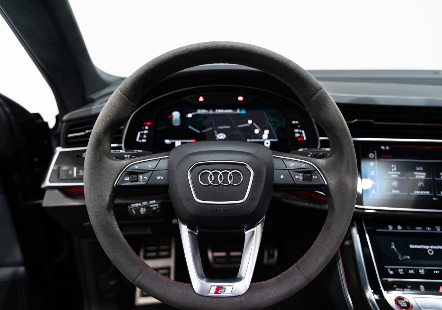 Audi SQ8 QU COMPETITION PLUS IN&OUT CARBON MATRIX HEA foto 19