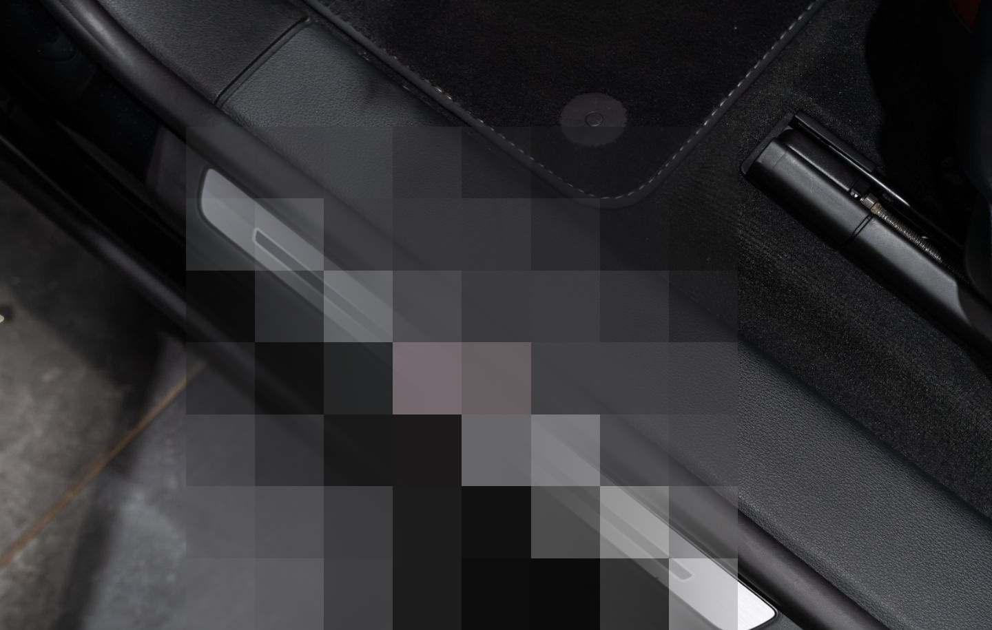 Audi SQ8 QU COMPETITION PLUS IN&OUT CARBON MATRIX HEA foto 25