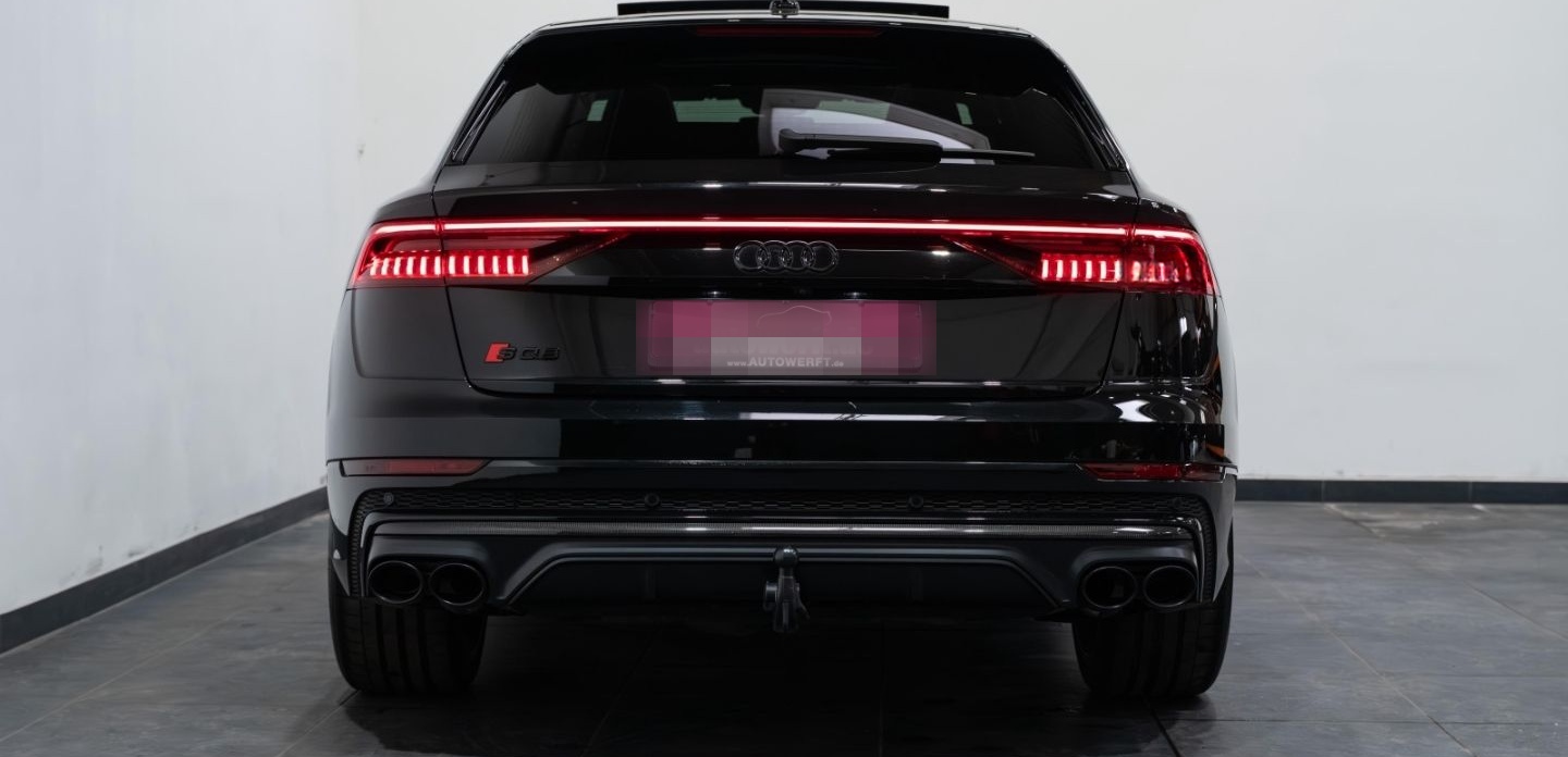 Audi SQ8 QU COMPETITION PLUS IN&OUT CARBON MATRIX HEA foto 4