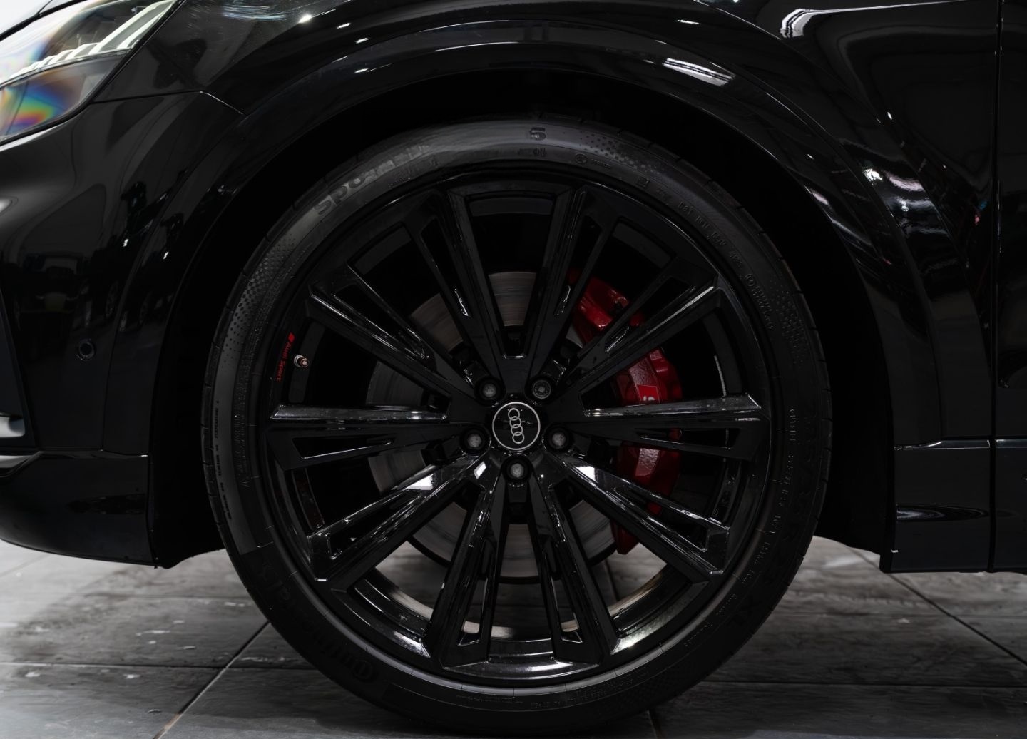 Audi SQ8 QU COMPETITION PLUS IN&OUT CARBON MATRIX HEA foto 10