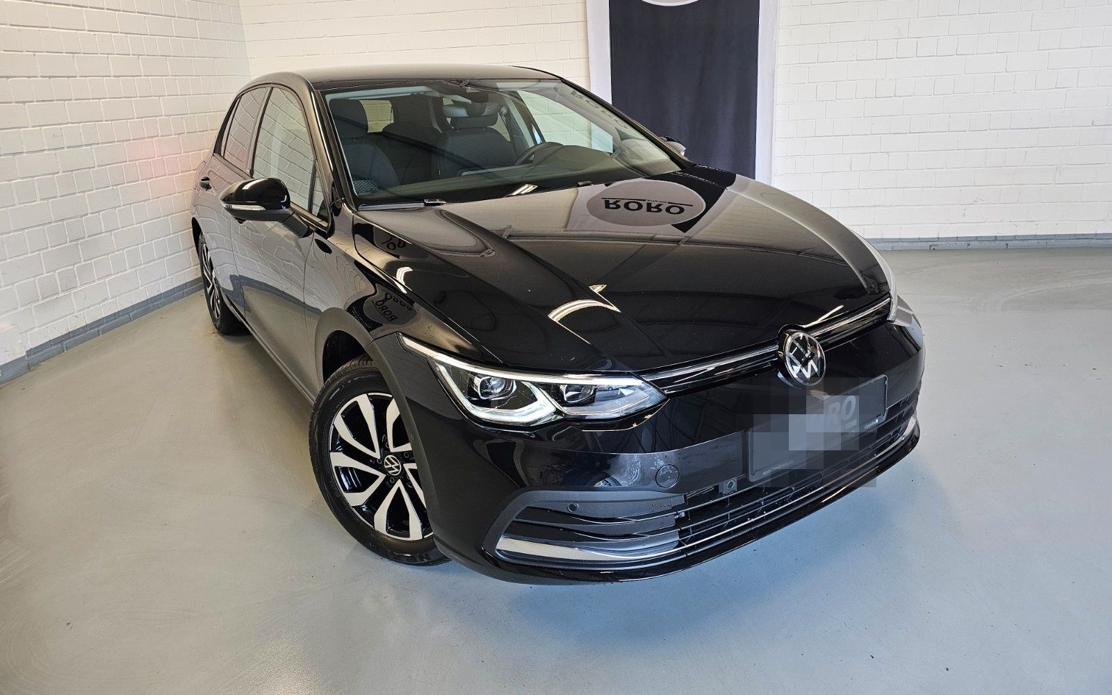 Volkswagen Golf VIII Lim. 2.0 TDI Active + ACC/RFK/VC/VZE foto 5