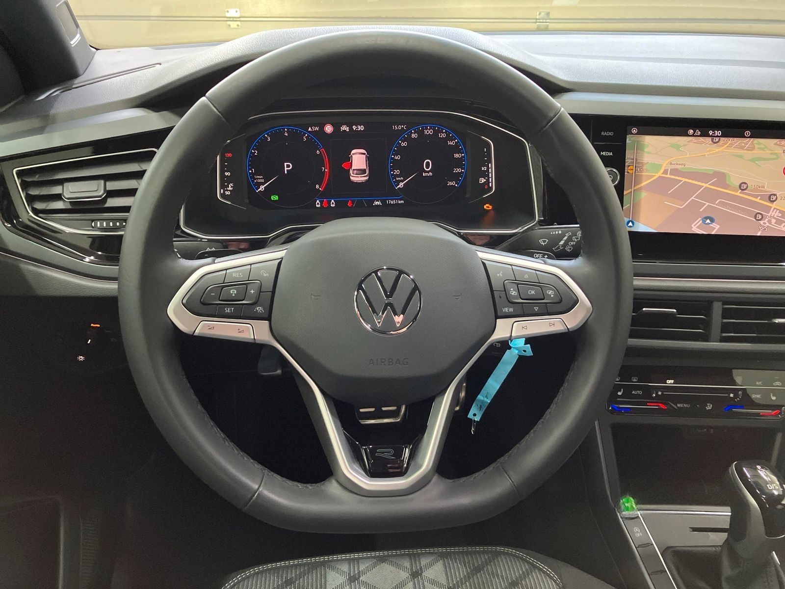 Volkswagen Taigo R-Line 1.5 TSI DSG AHK Matrix RFK Navi ACC foto 9