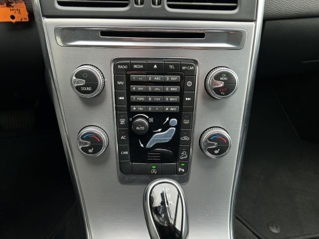 Volvo XC60 T5 Summum AWD/AHK/Leder/Sthzg/RFK/Xenon foto 14