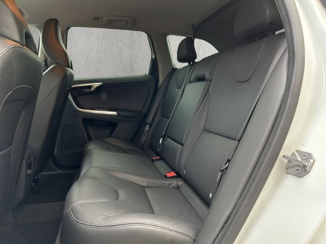 Volvo XC60 T5 Summum AWD/AHK/Leder/Sthzg/RFK/Xenon foto 7