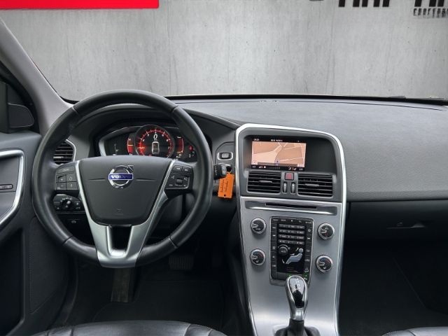 Volvo XC60 T5 Summum AWD/AHK/Leder/Sthzg/RFK/Xenon foto 9