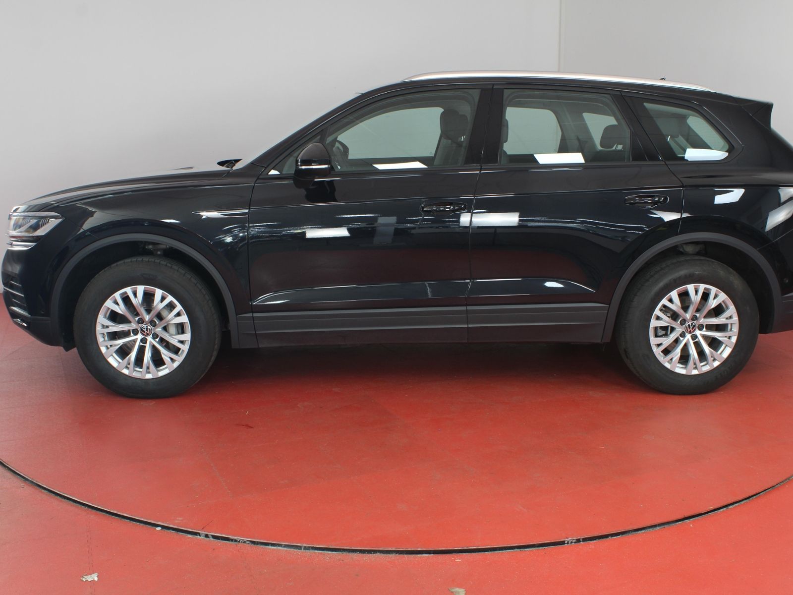 Volkswagen Touareg 3.0TDI 493,-ohne Anzahlung Navi AHK App- foto 21