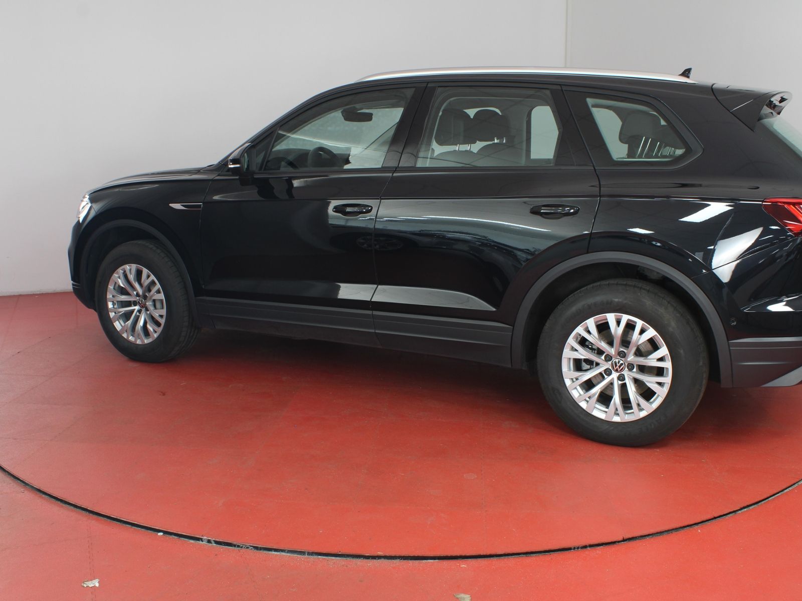 Volkswagen Touareg 3.0TDI 493,-ohne Anzahlung Navi AHK App- foto 23