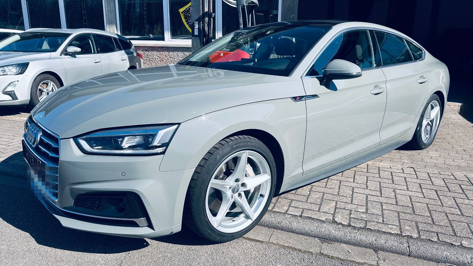 Audi A5 45 TDI quattro sport S-line Virtual foto 14