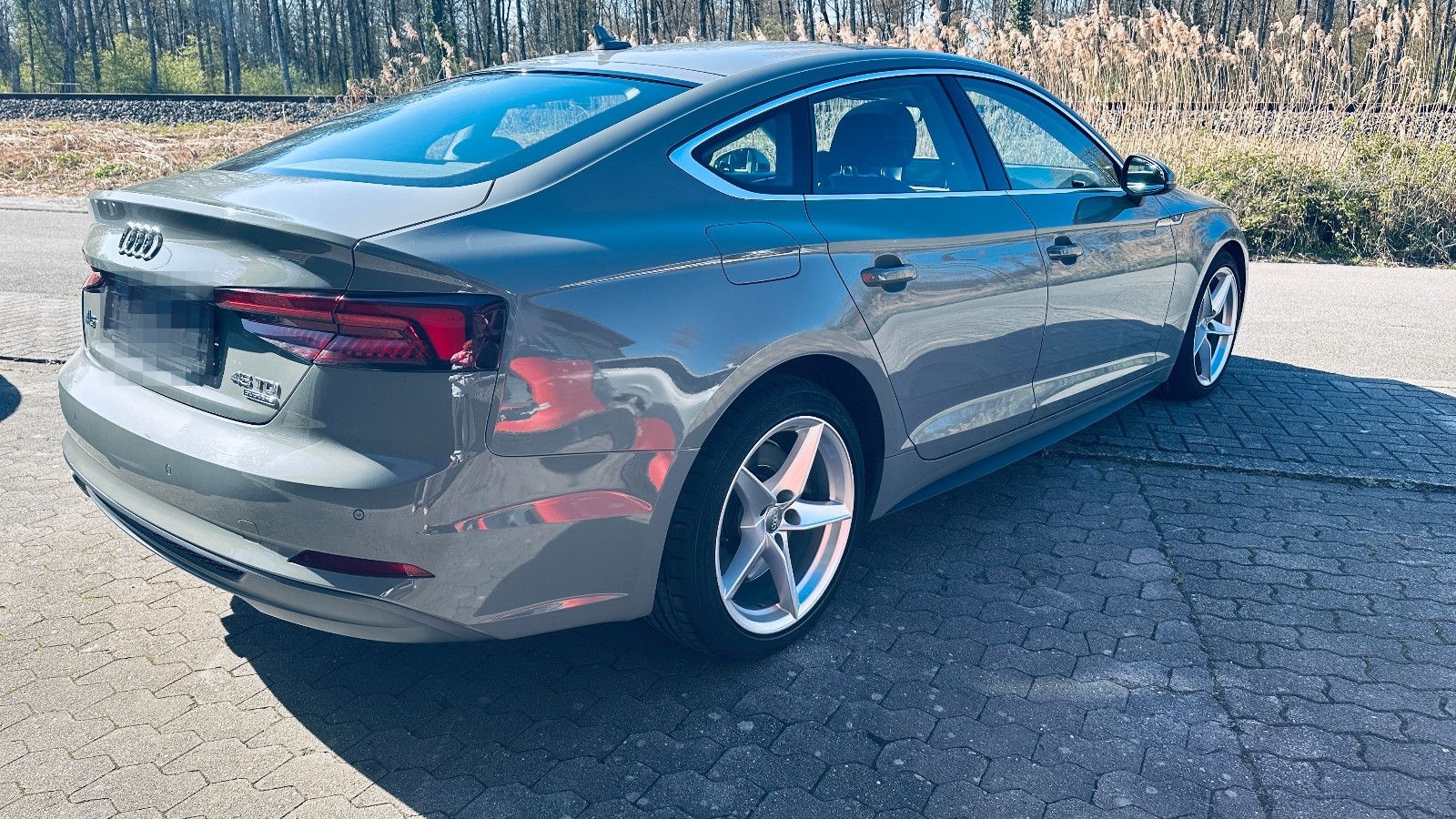 Audi A5 45 TDI quattro sport S-line Virtual foto 18