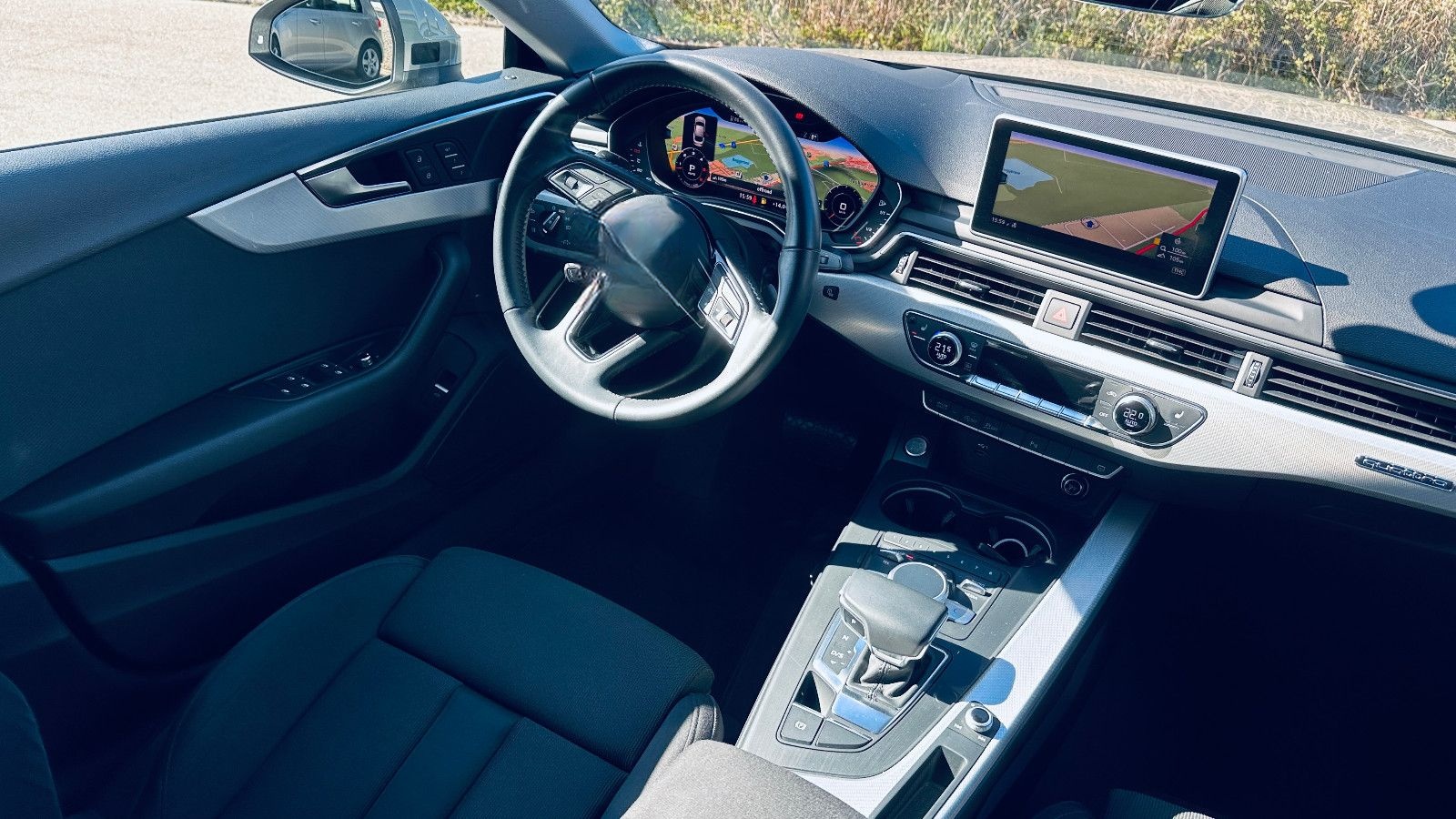 Audi A5 45 TDI quattro sport S-line Virtual foto 10