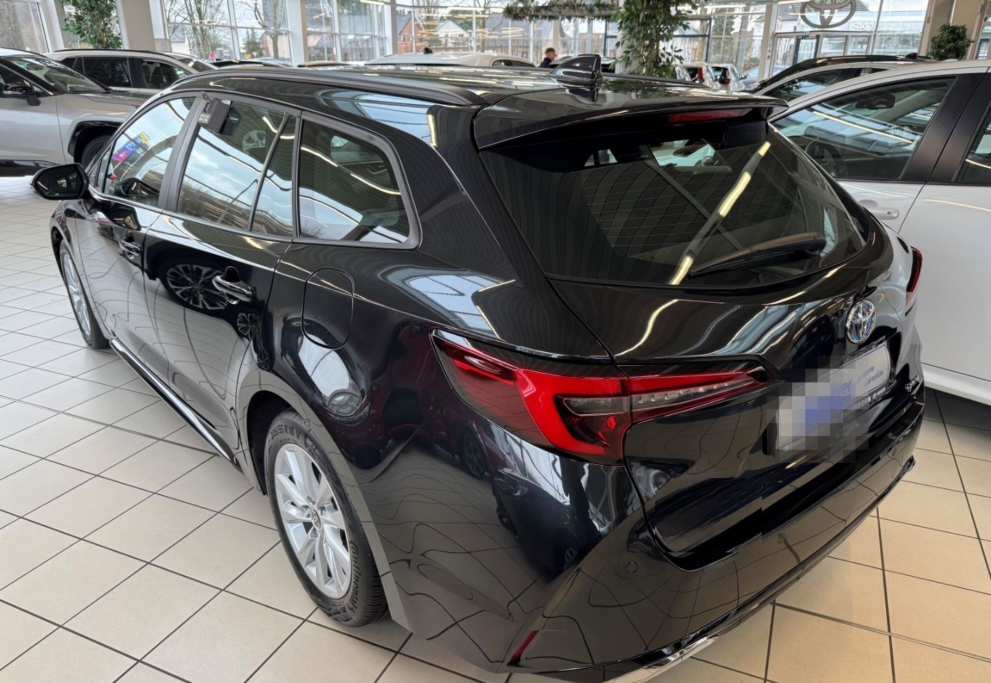 Toyota Corolla Touring Sports Hybrid Team DK Sitzheizun foto 4