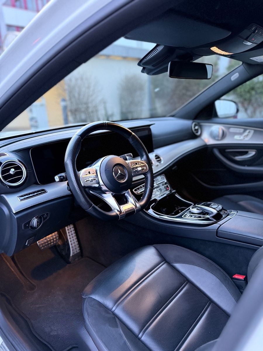 Mercedes-Benz E 53 AMG E  4Matic+ Hybrid foto 12