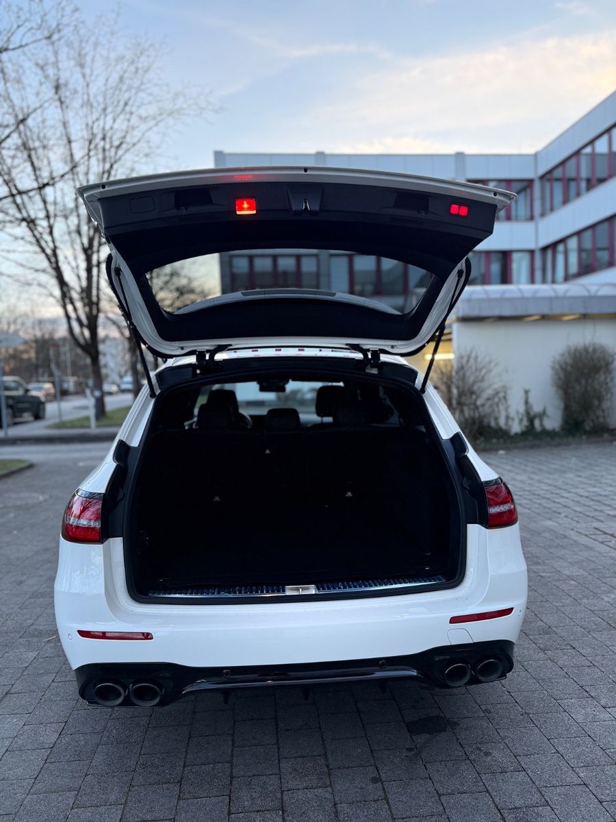 Mercedes-Benz E 53 AMG E  4Matic+ Hybrid foto 9