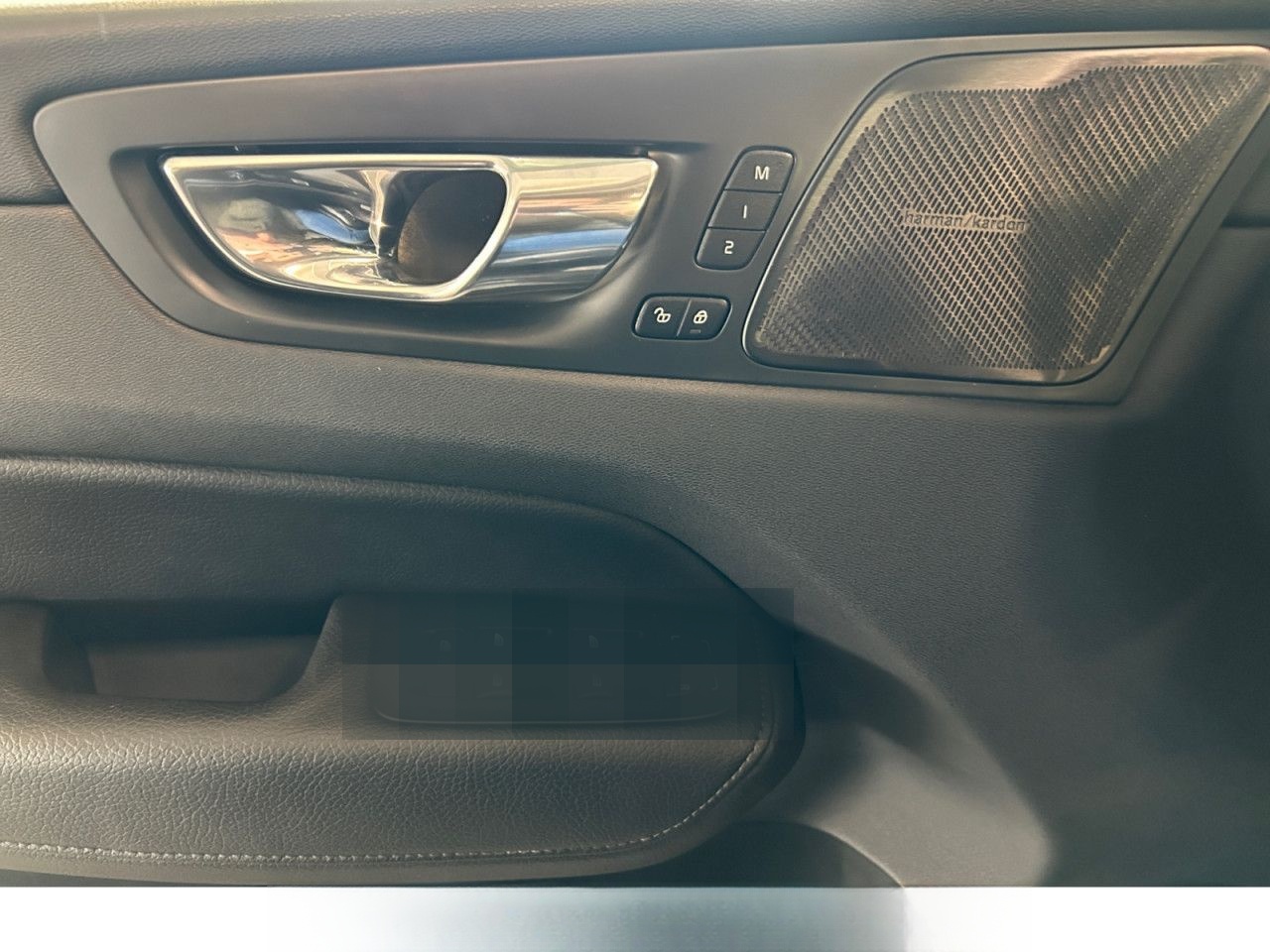 Volvo XC60 D4 AWD Momentum 360° ACC BLIS H/K Allrad foto 14