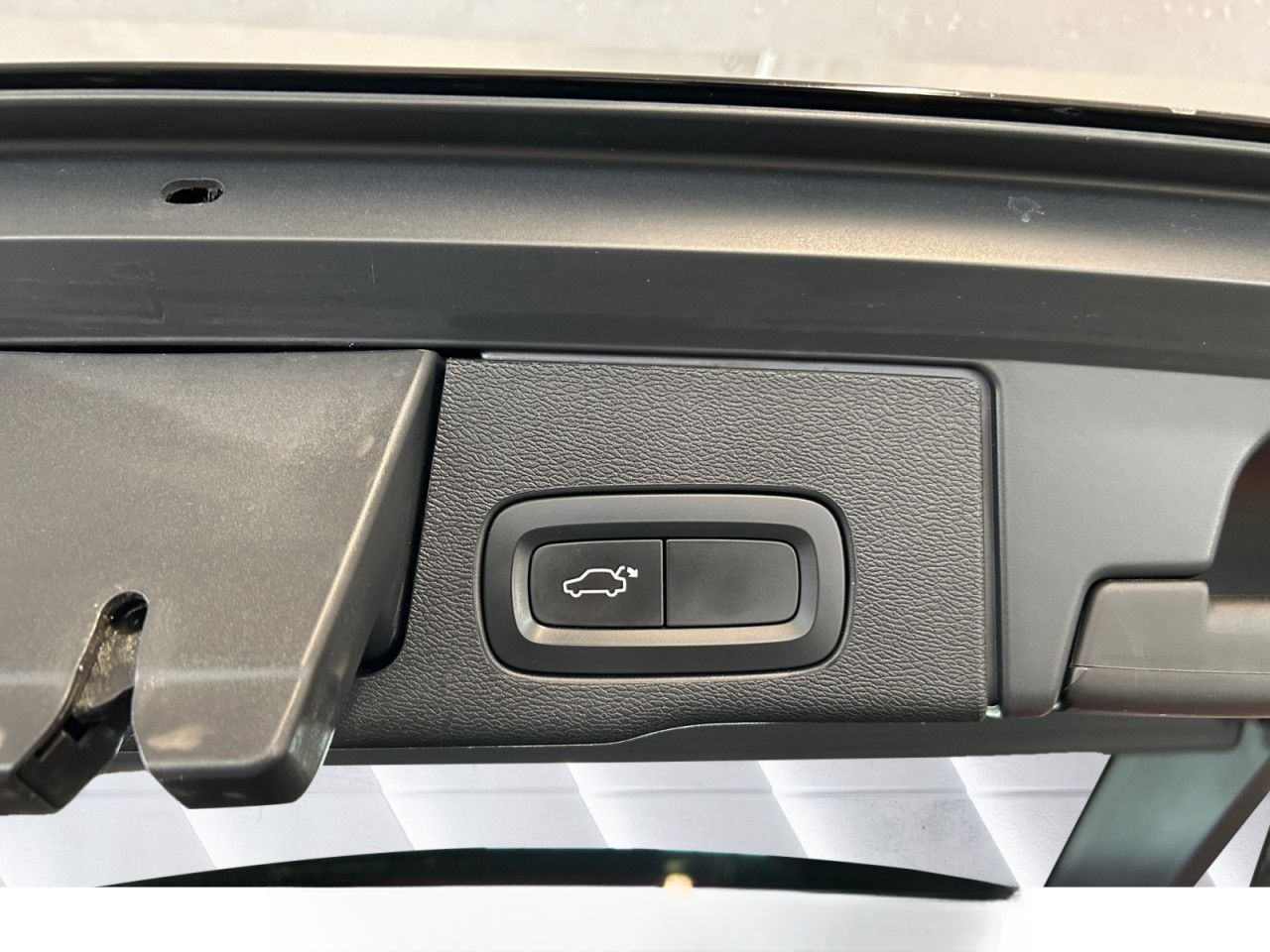 Volvo XC60 D4 AWD Momentum 360° ACC BLIS H/K Allrad foto 19