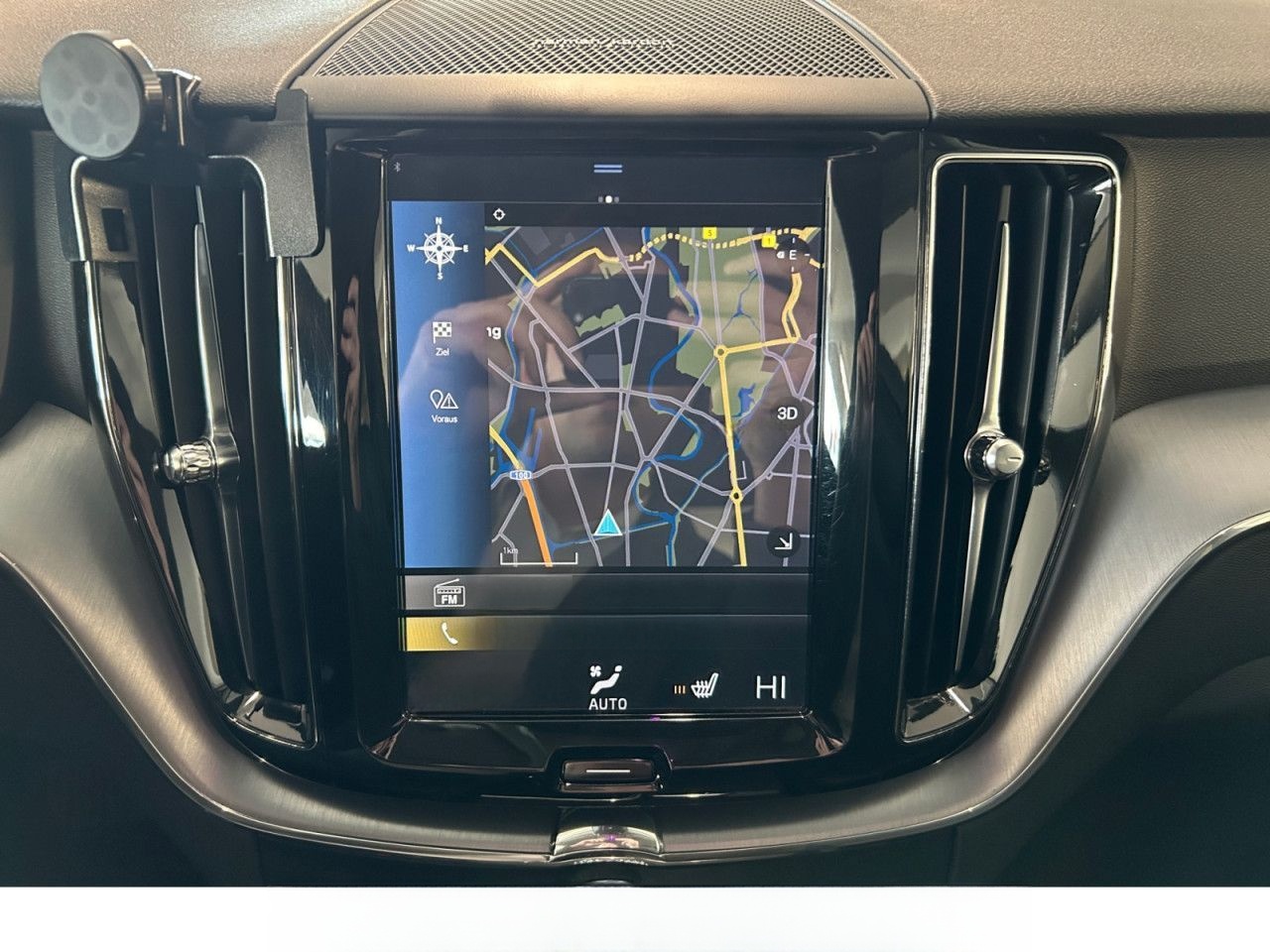 Volvo XC60 D4 AWD Momentum 360° ACC BLIS H/K Allrad foto 23