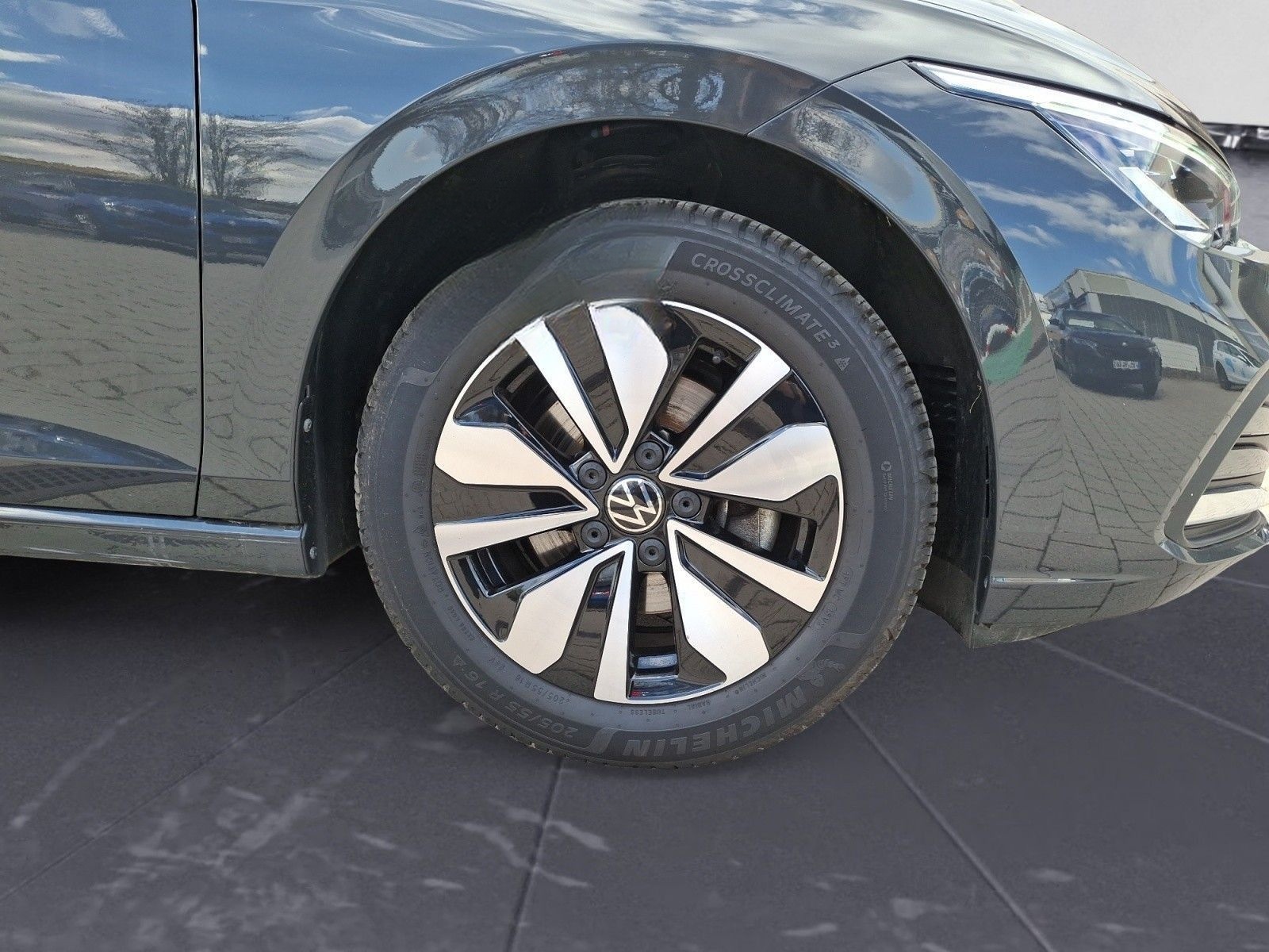 Volkswagen Golf 1.5 TSI Life foto 12