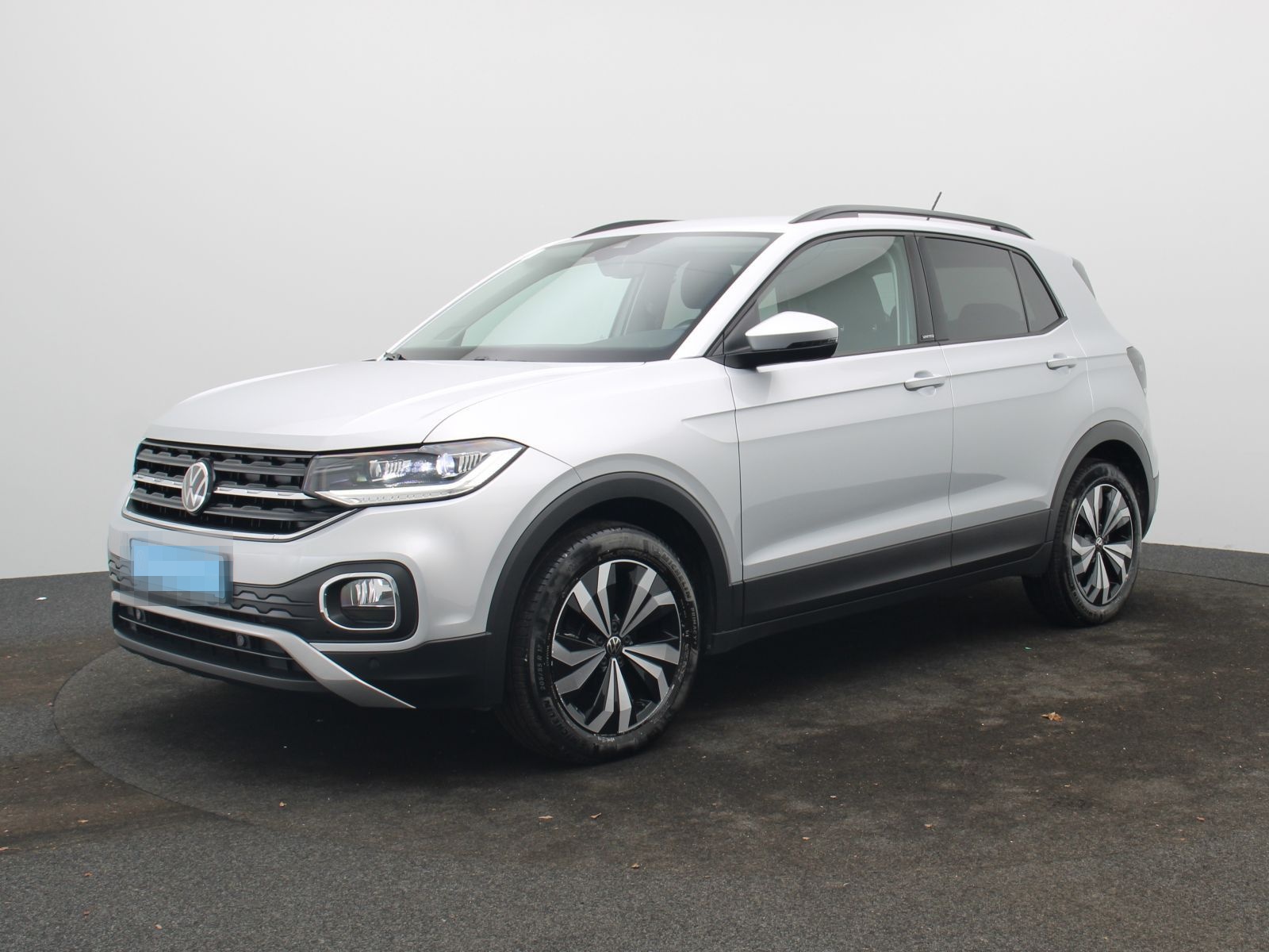 Volkswagen T-Cross United 1.5 TSI DSG / Navi, App, RFK, LED foto 2