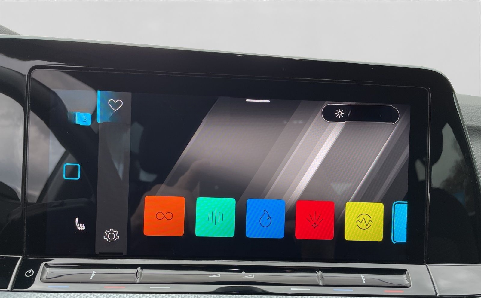 Volkswagen Golf 1.0 eTSI DSG ACTIVE LED PDC VIRTUAL SITZHZG foto 14