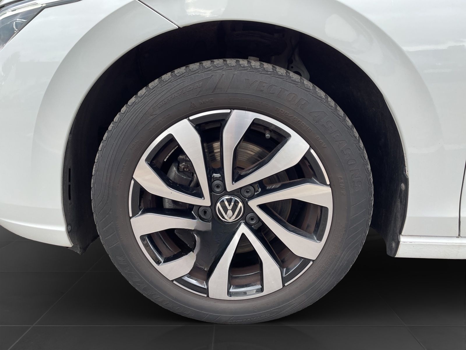 Volkswagen Golf 1.0 eTSI DSG ACTIVE LED PDC VIRTUAL SITZHZG foto 7