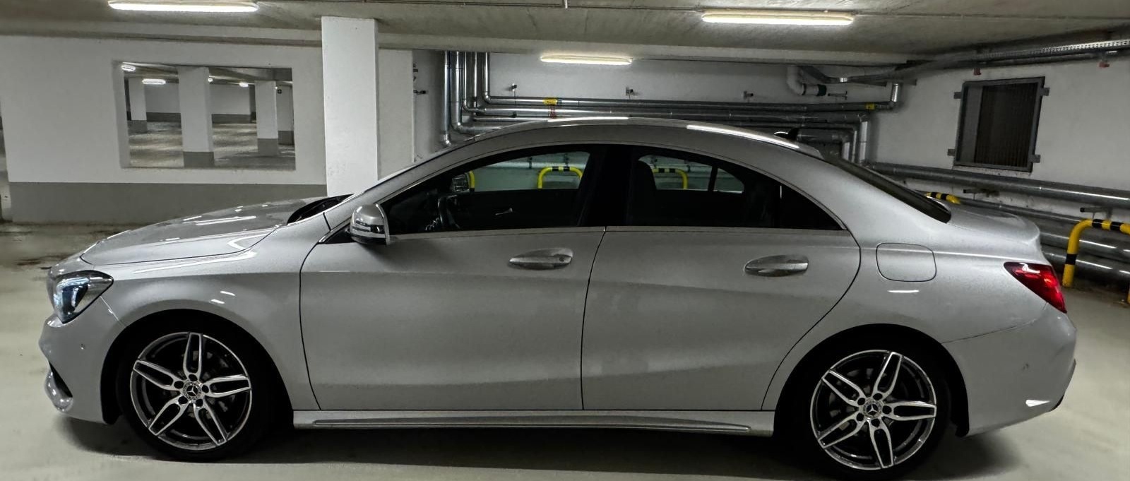 Mercedes-Benz CLA 180 AMG Line Automatik LED Navi Keyless Go foto 3