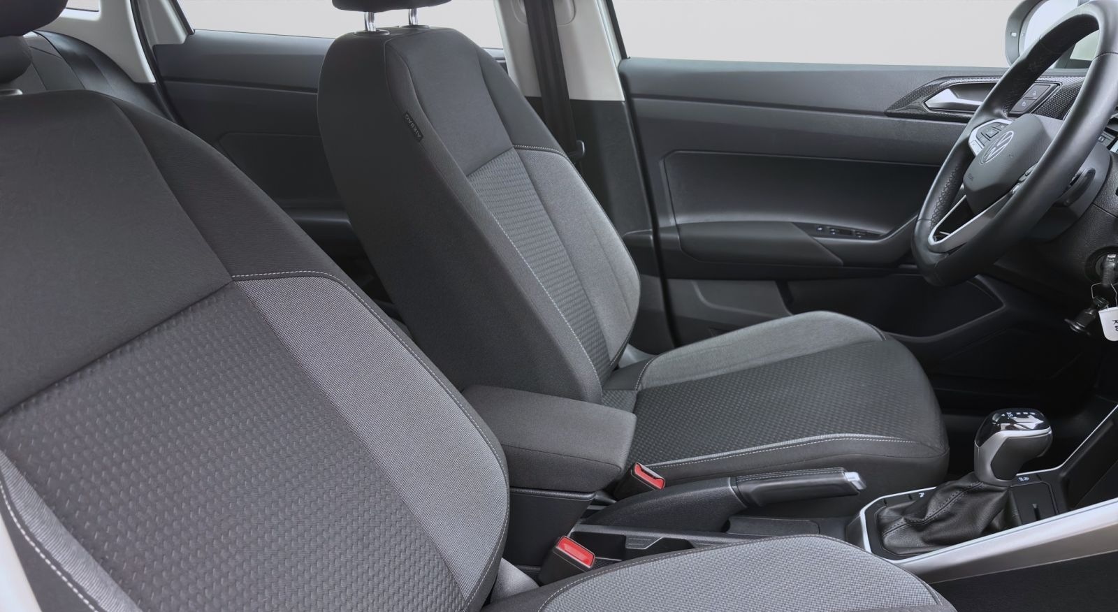Volkswagen Taigo 1.0 TSI DSG LIFE NAVI PDC SITZHZG KLIMA foto 16