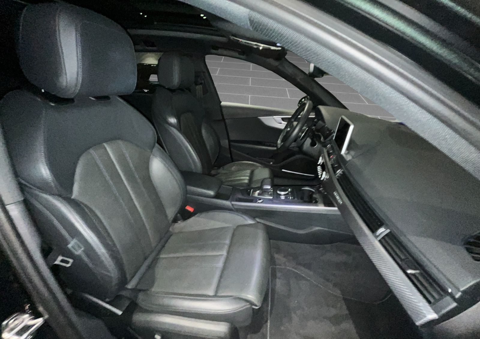 Audi RS 4 Avant RS 4 Avant 2.9 TFSI quattro 331(450) foto 4